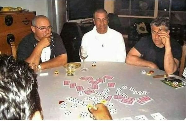 יאיר לפיד וחברים.